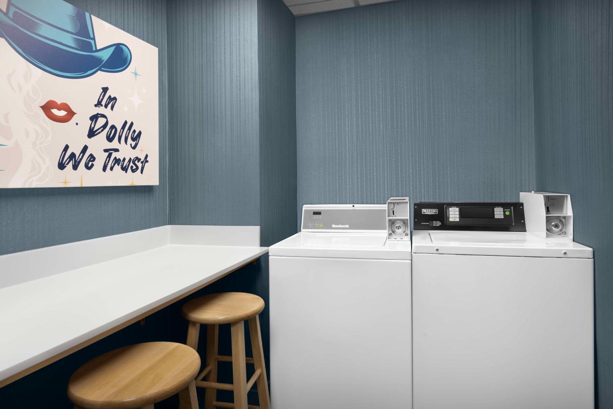 Homewood Suites Nashville Airport Exteriör bild